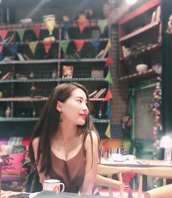 zoe的第一张照片--绵阳相亲服务中心