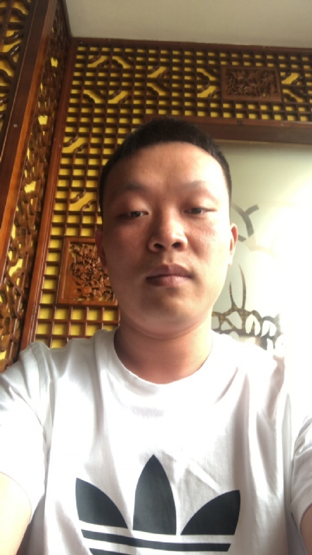 唐子龙的第二张照片--绵阳相亲服务中心