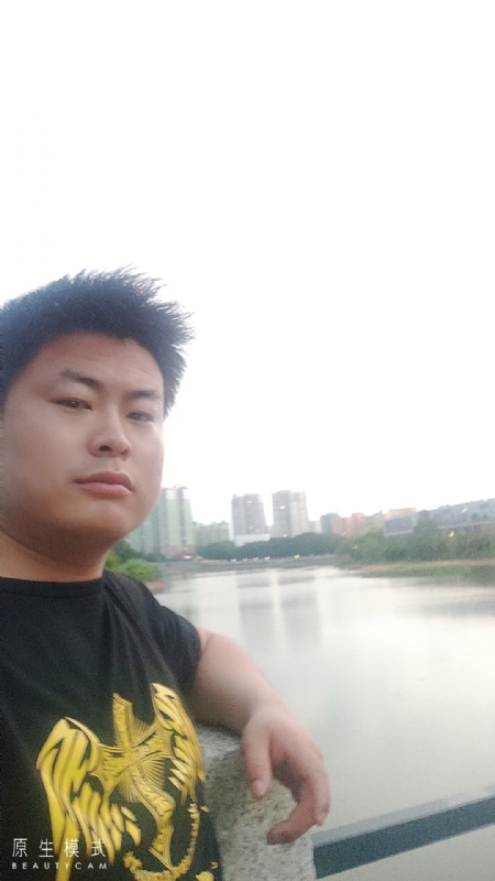 小海的第二张照片--绵阳相亲服务中心