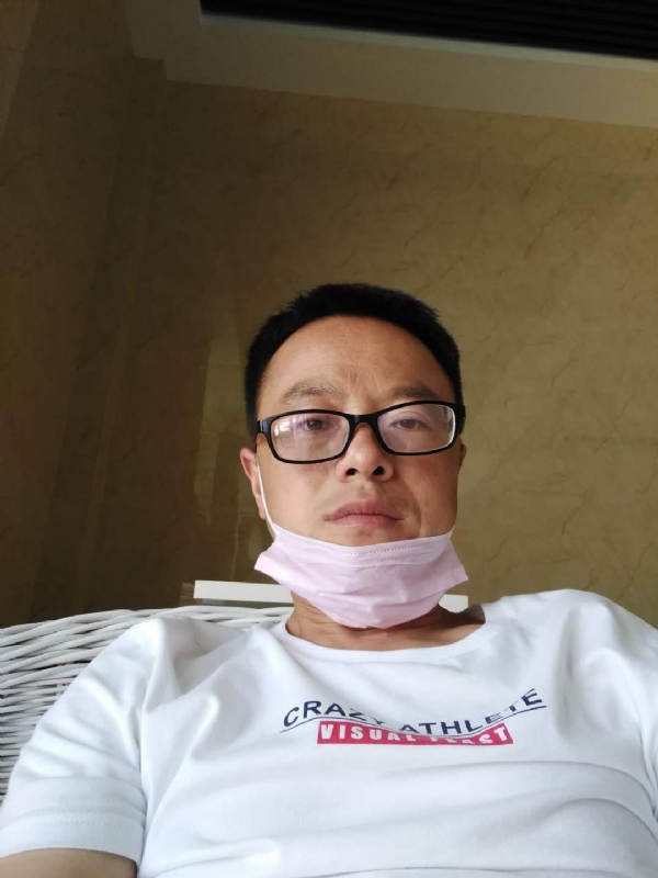 小马奔腾的第一张照片--绵阳相亲服务中心