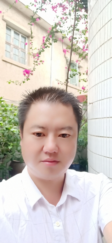 陈欢翔的第一张照片--绵阳相亲服务中心