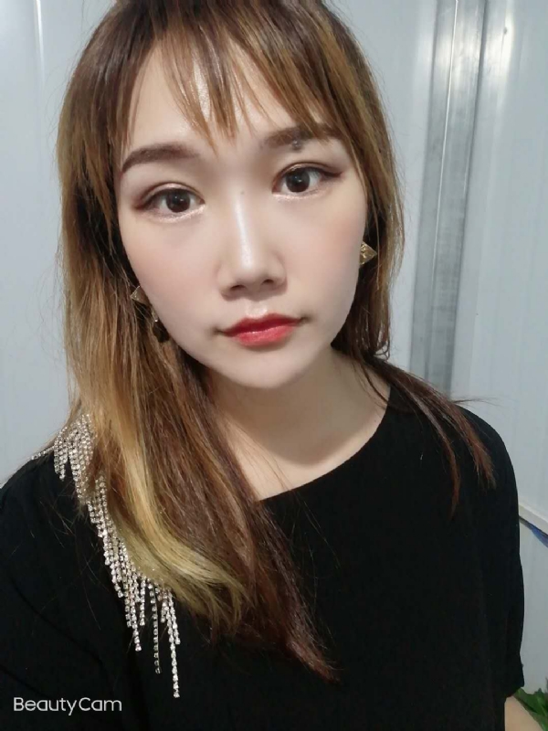 艾薇的第四张照片--绵阳相亲服务中心