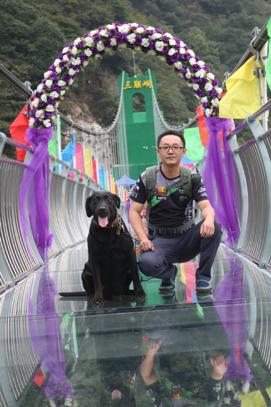 离人的第一张照片--绵阳相亲服务中心