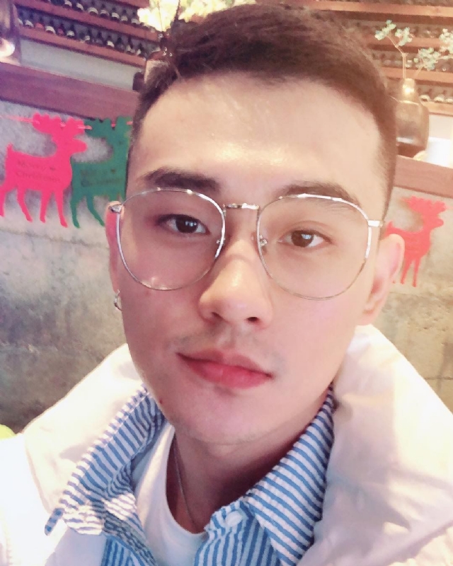 胡强很孤单的第一张照片--绵阳相亲服务中心