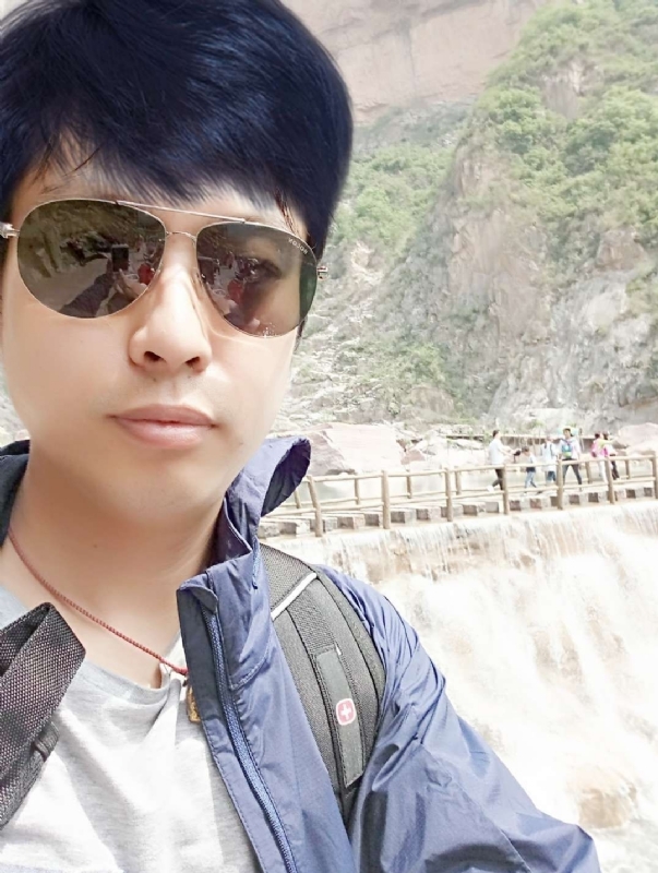 雅俗共赏的第一张照片--绵阳相亲服务中心