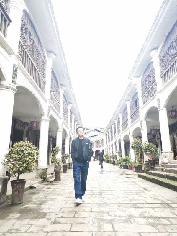 斌哥哥的第一张照片--绵阳相亲服务中心