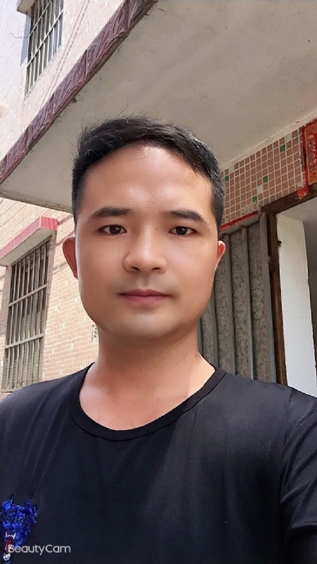 言飞的第二张照片--绵阳相亲服务中心