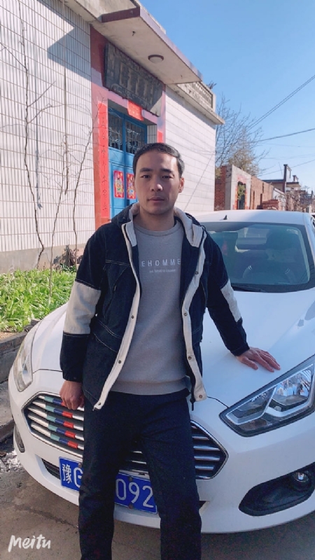 一片云的第一张照片--绵阳相亲服务中心