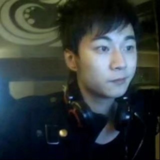 深夜人的第一张照片--绵阳相亲服务中心