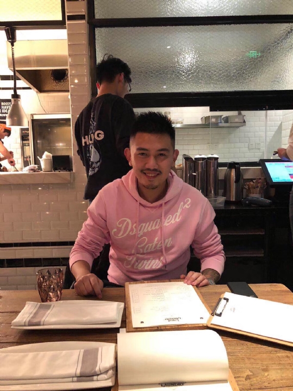 雪云飘的第一张照片--绵阳相亲服务中心