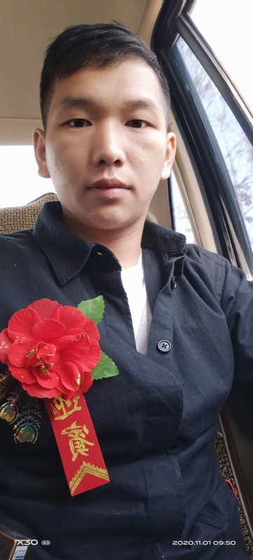 可爱的小猪的第一张照片--绵阳相亲服务中心