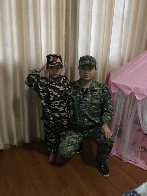 俗人的第一张照片--绵阳相亲服务中心