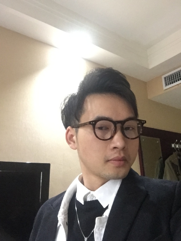 曾亮的第二张照片--绵阳相亲服务中心