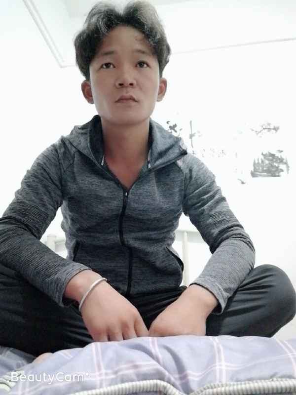 东浩学长的第一张照片--绵阳相亲服务中心