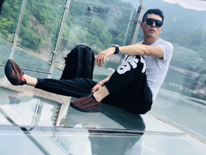 庄周梦蝶的第一张照片--绵阳相亲服务中心