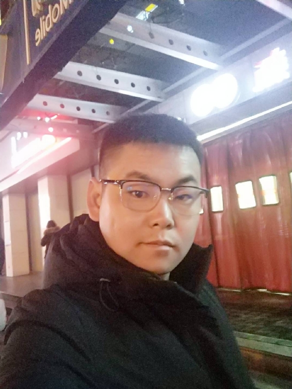 杜跃龙的第二张照片--绵阳相亲服务中心