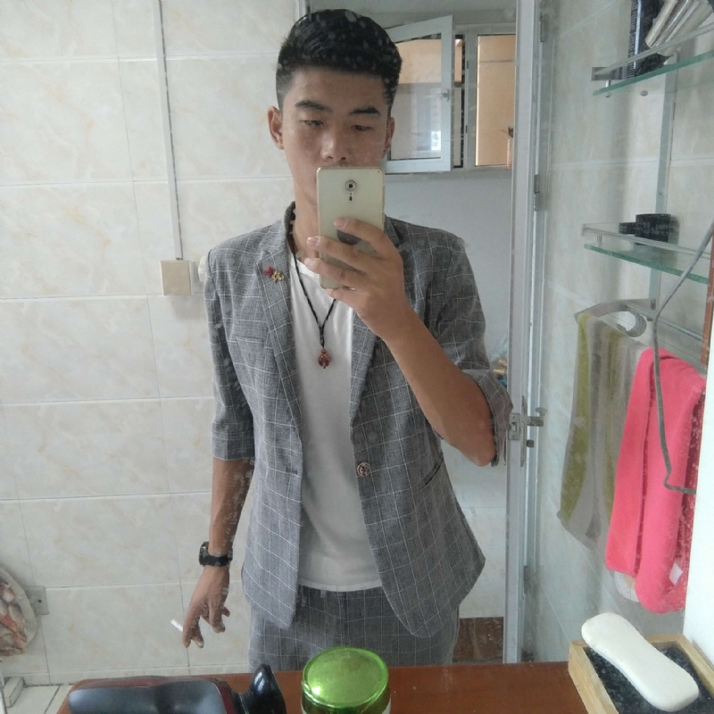 会淹死的鱼的第一张照片--绵阳相亲服务中心