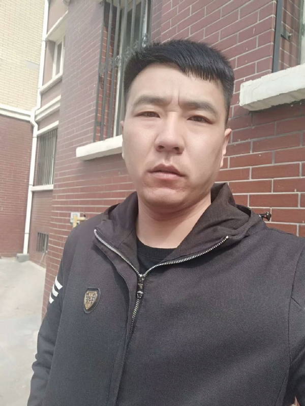 谁伴我闯荡的第一张照片--绵阳相亲服务中心