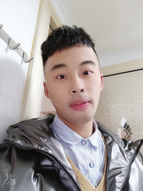 幼稚鬼的第一张照片--绵阳相亲服务中心