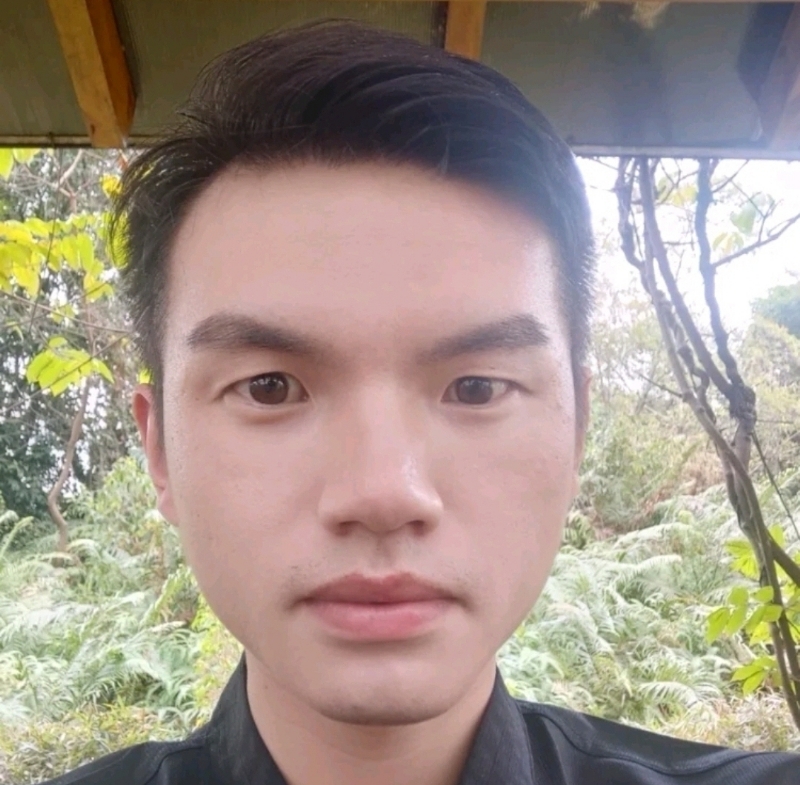 彬彬有礼的第一张照片--绵阳相亲服务中心