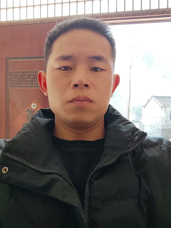 勇敢的成长的第一张照片--绵阳相亲服务中心