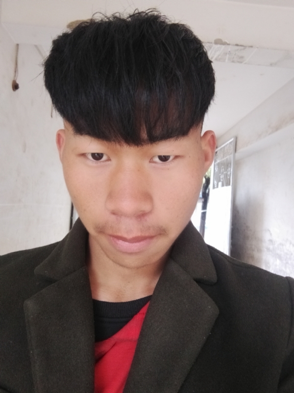 少年不在少的第一张照片--绵阳相亲服务中心