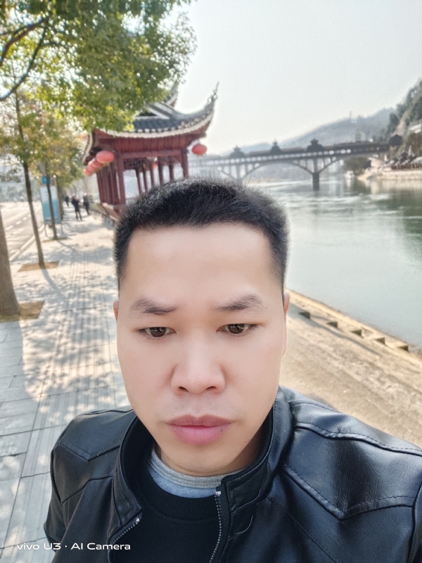 啊锦的第二张照片--绵阳相亲服务中心