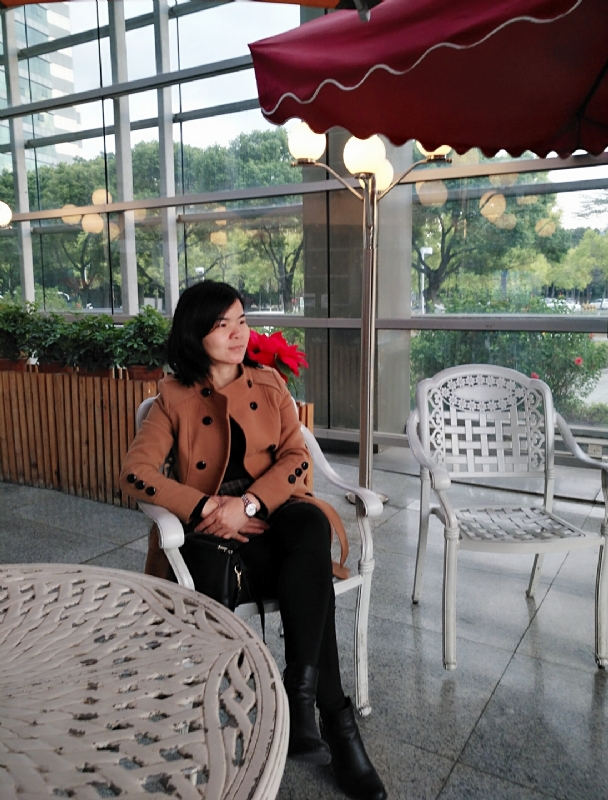 执迷不悔的第一张照片--绵阳相亲服务中心