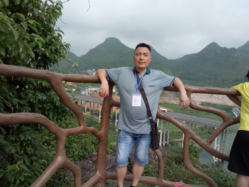 岁月无声的第一张照片--绵阳相亲服务中心