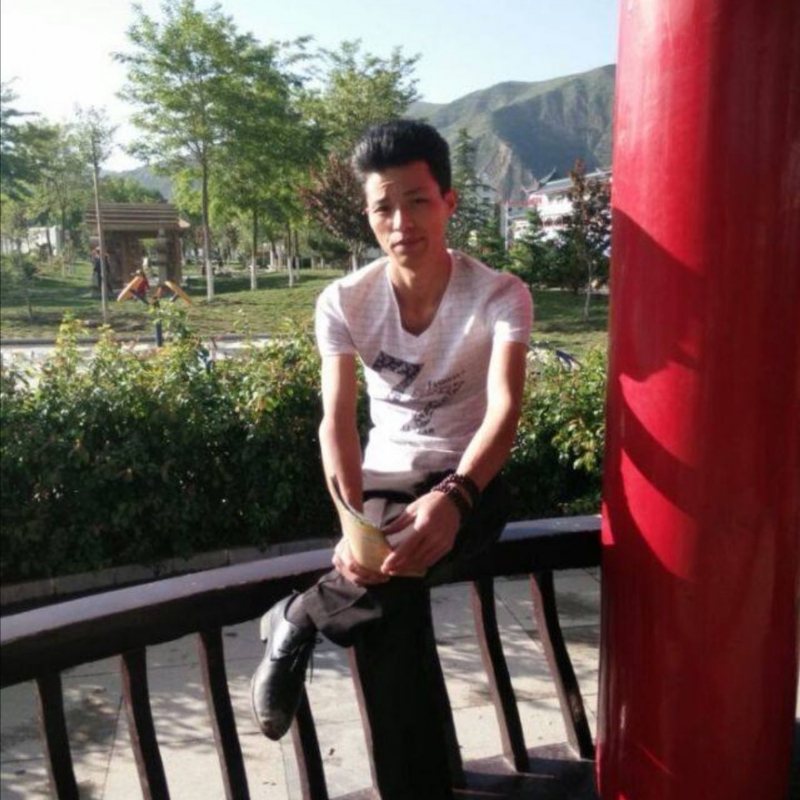 Bill的第一张照片--绵阳相亲服务中心