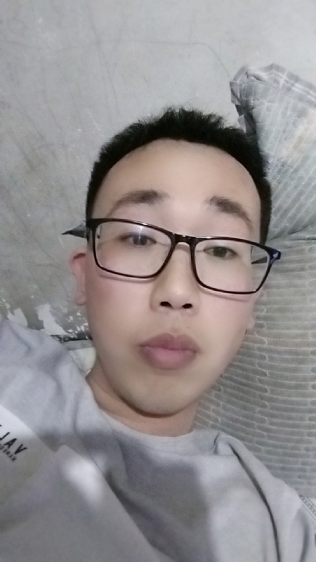 喜欢比我大的女人的第一张照片--绵阳相亲服务中心