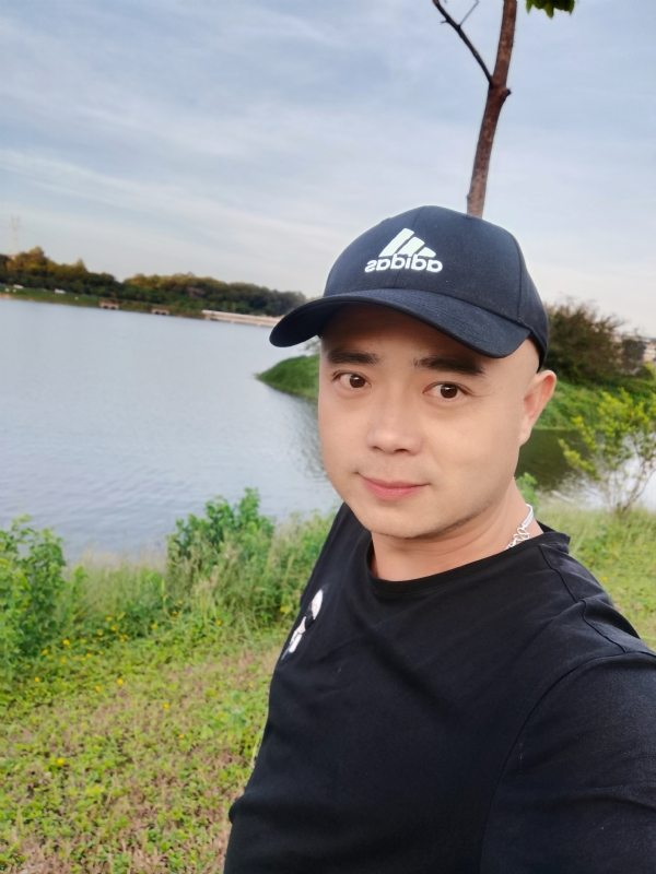 石头哥的第一张照片--绵阳相亲服务中心