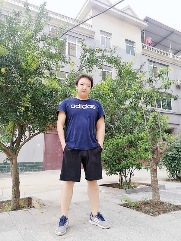 小宇的第一张照片--绵阳相亲服务中心