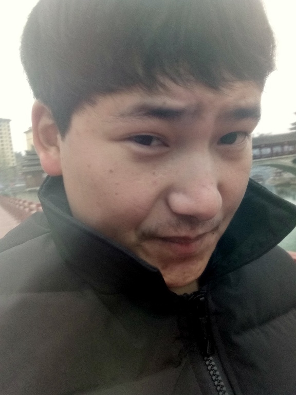 侗族青年作家超超的第二张照片--绵阳相亲服务中心