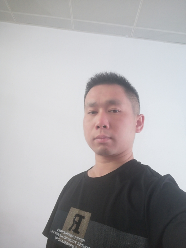 孤独的狼的第一张照片--绵阳相亲服务中心