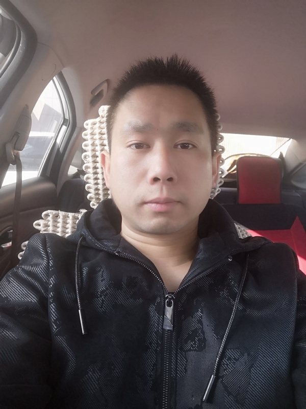 孤独的狼的第二张照片--绵阳相亲服务中心