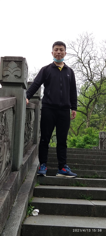 翁的第一张照片--绵阳相亲服务中心