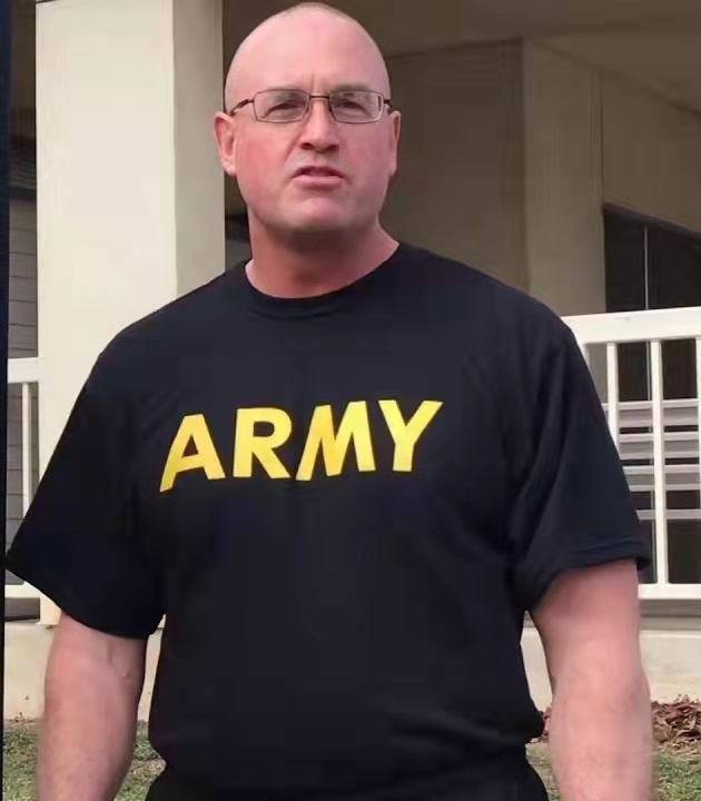 TED的第一张照片--绵阳相亲服务中心