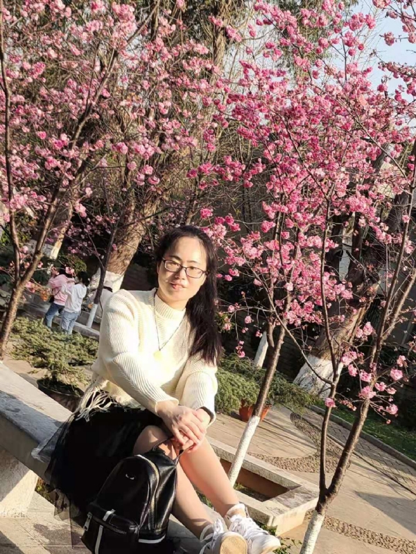 Nancy的第一张照片--绵阳相亲服务中心