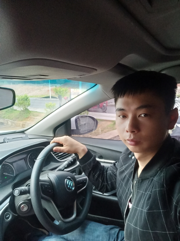 宇的第二张照片--绵阳相亲服务中心