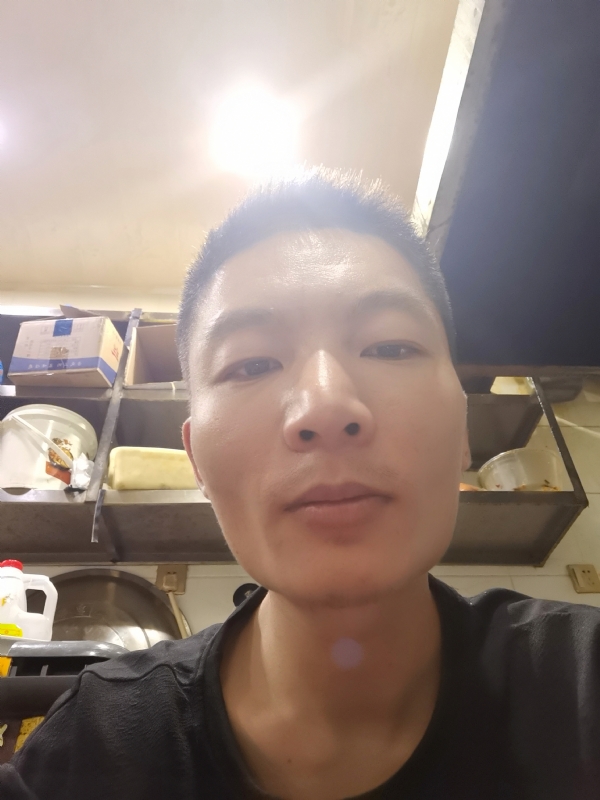 邹先生的第一张照片--绵阳相亲服务中心