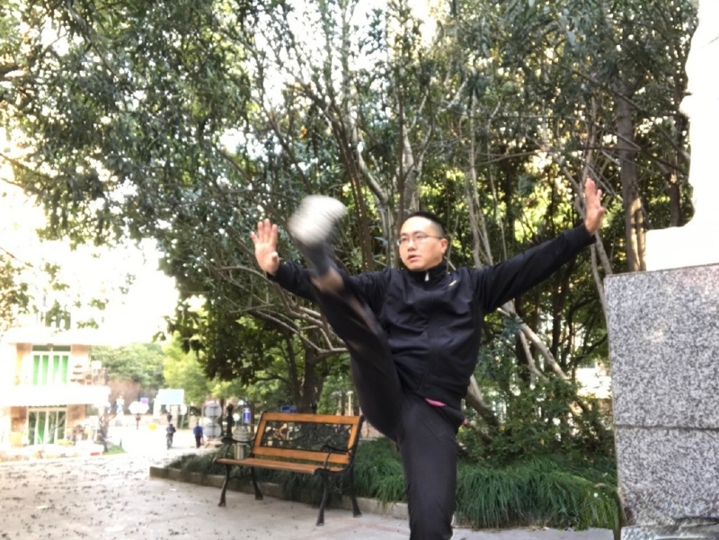 自故深情好受伤的第三张照片--绵阳相亲服务中心