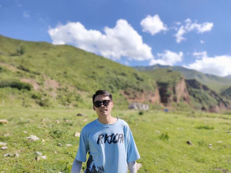 祁三岁的第一张照片--绵阳相亲服务中心