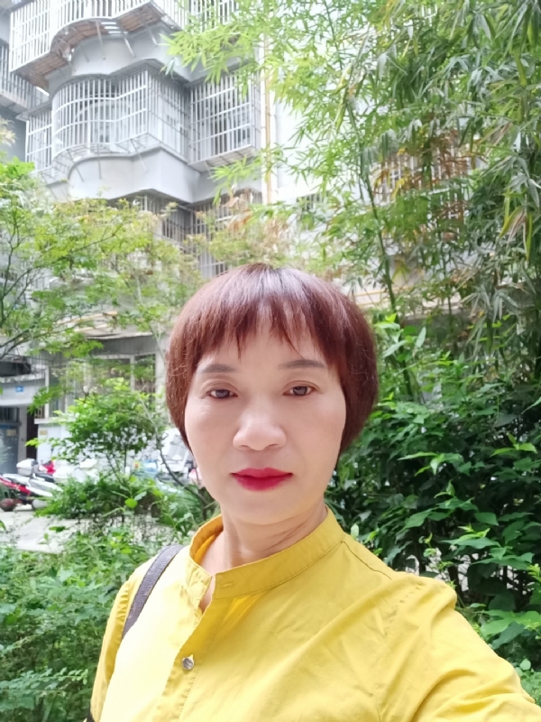 小瓶子的第二张照片--绵阳相亲服务中心