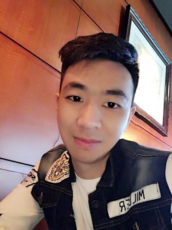 滞后的微笑的第三张照片--绵阳相亲服务中心