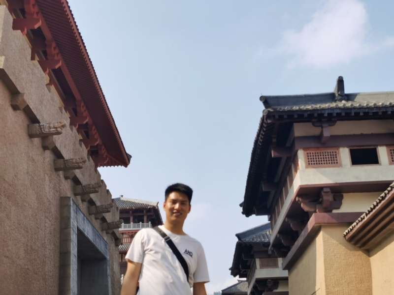 咸鱼不闲的第二张照片--绵阳相亲服务中心