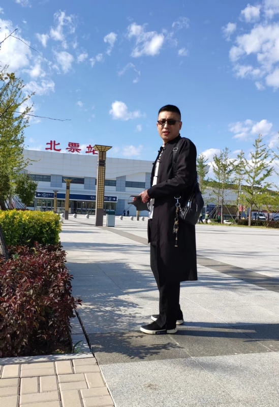 仟佰渡的第一张照片--绵阳相亲服务中心