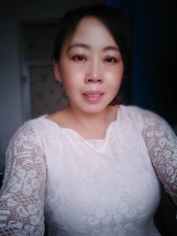 笑看人生的第一张照片--绵阳相亲服务中心