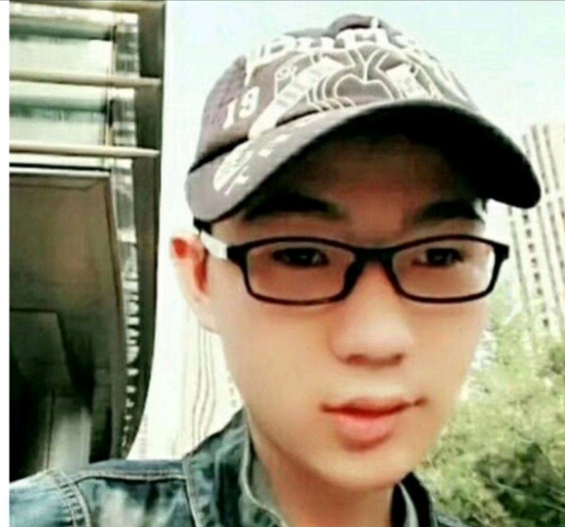 小霪虫的第三张照片--绵阳相亲服务中心