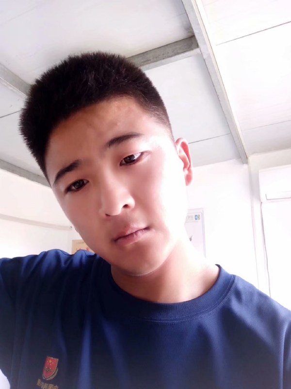 脸红相遇的第一张照片--绵阳相亲服务中心